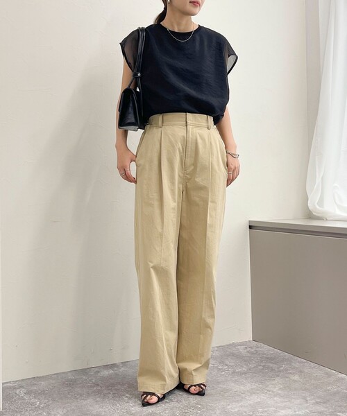 fredy emue(フレディエミュ)の「シアーレイヤードノースリーブブラウス(シャツ/ブラウス・レディース・オフホワイト/ブラック/ライトグレー・38)」の22枚目の写真