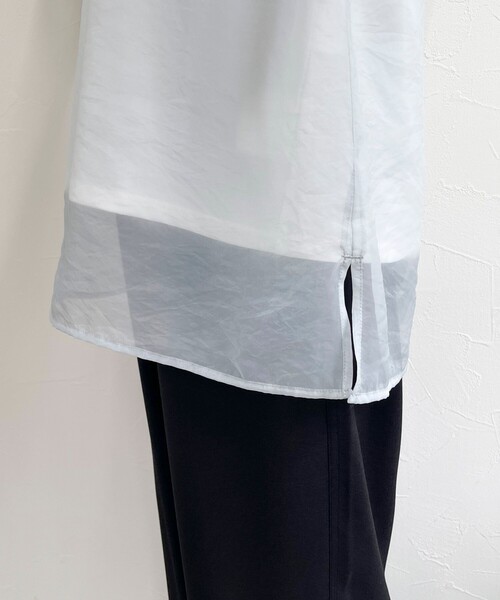 fredy emue(フレディエミュ)の「シアーレイヤードノースリーブブラウス(シャツ/ブラウス・レディース・オフホワイト/ブラック/ライトグレー・38)」の8枚目の写真