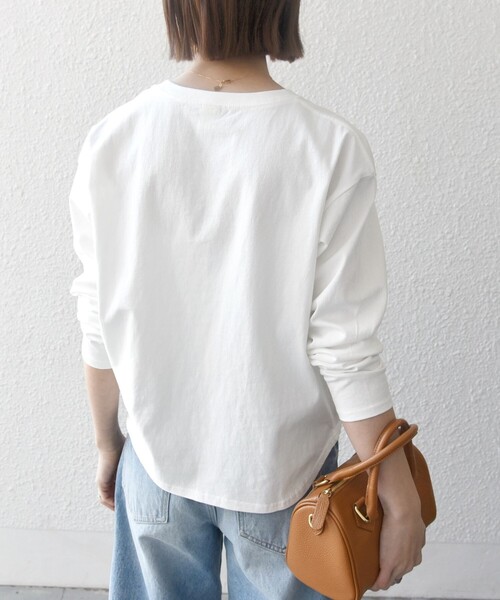 SHIPS any（シップス エニィ）の「【SHIPS any別注】THE KNiTS:〈洗濯機可能〉ラウンドヘム ロゴ ロングスリーブ TEE（Tシャツ/カットソー・レディース・チャコールグレー/グレー/ホワイト・ONE SIZE）」の8枚目の写真