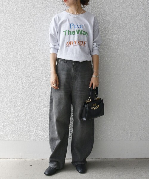 SHIPS any（シップス エニィ）の「【SHIPS any別注】THE KNiTS:〈洗濯機可能〉ラウンドヘム ロゴ ロングスリーブ TEE（Tシャツ/カットソー・レディース・チャコールグレー/グレー/ホワイト・ONE SIZE）」の13枚目の写真