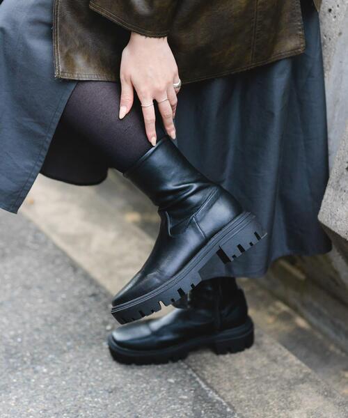 RODE SKO（ロデスコ）の「5cmストレッチブーツ（ブーツ・レディース・ブラック/シルバー系その他・36/37/38/39）」の17枚目の写真
