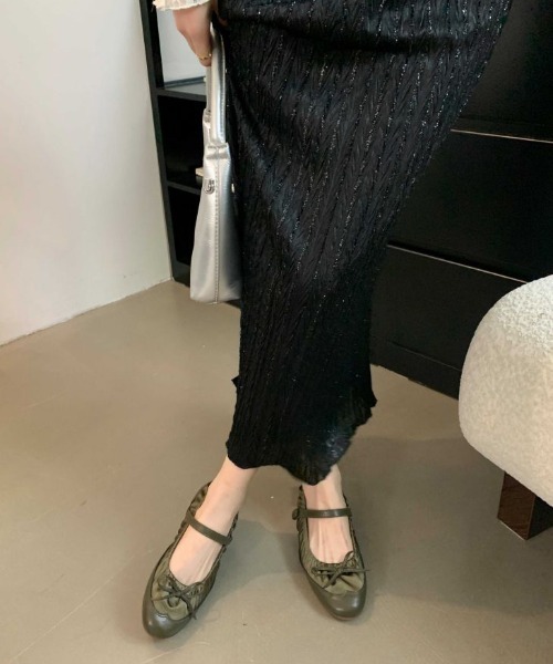 AMELY（エミリー）の「ストラップ付ギャザーバレエシューズ（バレエシューズ・レディース・シルバー/ベージュ/ブラック/カーキ・39/38/37/36/35）」の11枚目の写真