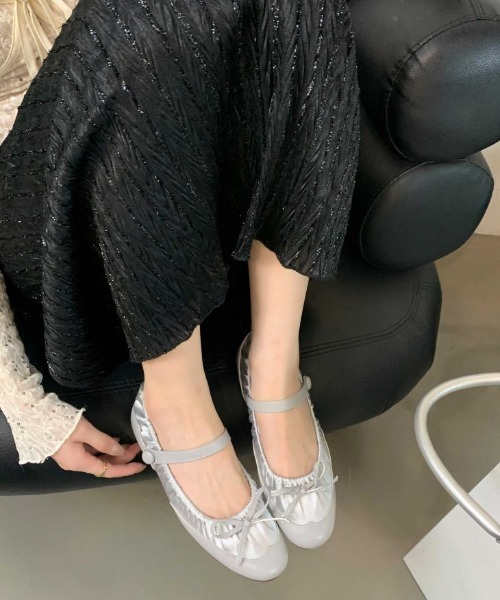 AMELY（エミリー）の「ストラップ付ギャザーバレエシューズ（バレエシューズ・レディース・シルバー/ベージュ/ブラック/カーキ・39/38/37/36/35）」の13枚目の写真