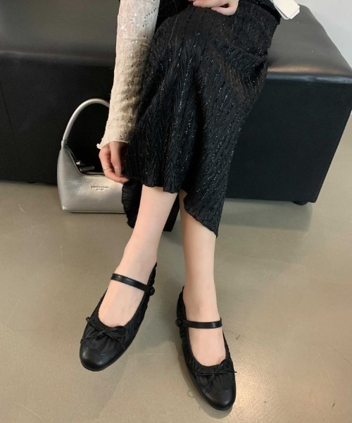 AMELY（エミリー）の「ストラップ付ギャザーバレエシューズ（バレエシューズ・レディース・シルバー/ベージュ/ブラック/カーキ・39/38/37/36/35）」の6枚目の写真