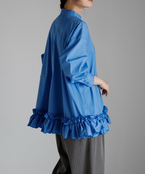 r.（アールドット）の「裾フリル　ブラウス（シャツ/ブラウス・レディース・ブルー/ブラック/ホワイト・FREE）」の4枚目の写真