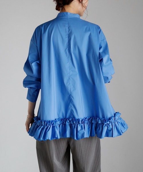 r.（アールドット）の「裾フリル　ブラウス（シャツ/ブラウス・レディース・ブルー/ブラック/ホワイト・FREE）」の5枚目の写真