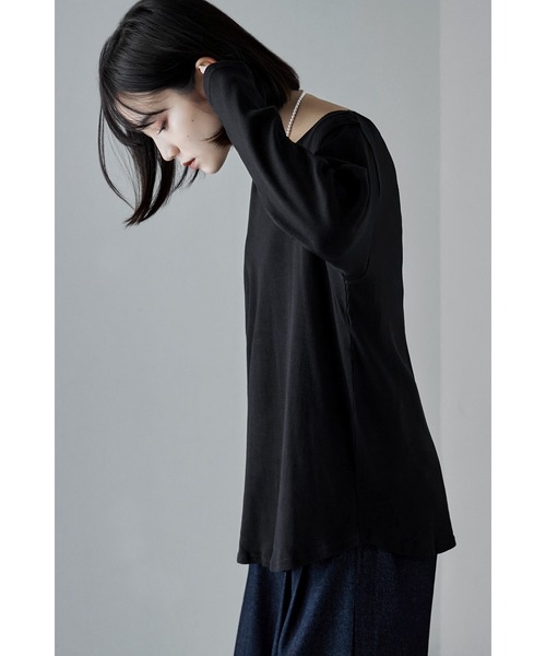 etoll.（エトル）の「VネックコットンロングスリーブリブT（Tシャツ/カットソー・レディース・ブラック/杢グレー/オフホワイト/ベージュ・M/3L/4L/LL/L）」の10枚目の写真
