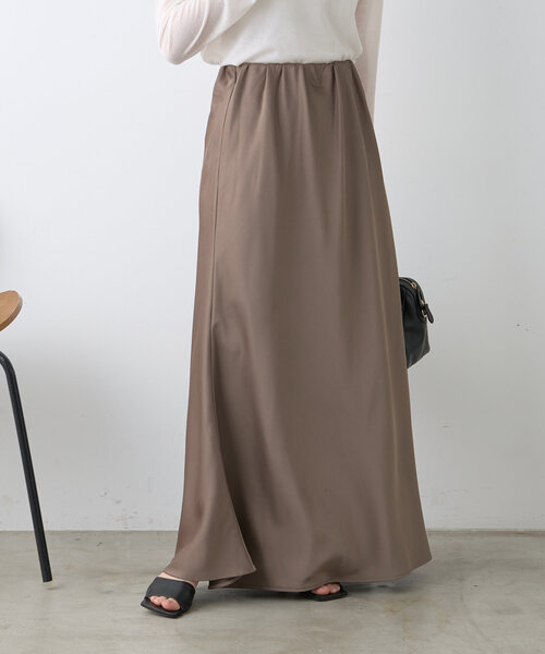 Jena espace merveilleux（ジェナ　エスパスメルヴェイユ）の「サテンロングスカート（スカート・レディース・カーキ/ブラック/ベージュ・FREE）」の15枚目の写真