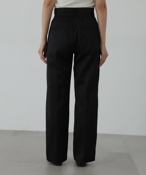 N.（N. Natural Beauty Basic）（エヌエヌナチュラルビューティーベーシック）の「◆センタープレスツイルストレートパンツ（その他パンツ・レディース・ブラック/ベージュ・SMALL/MEDIUM）」の16枚目の写真