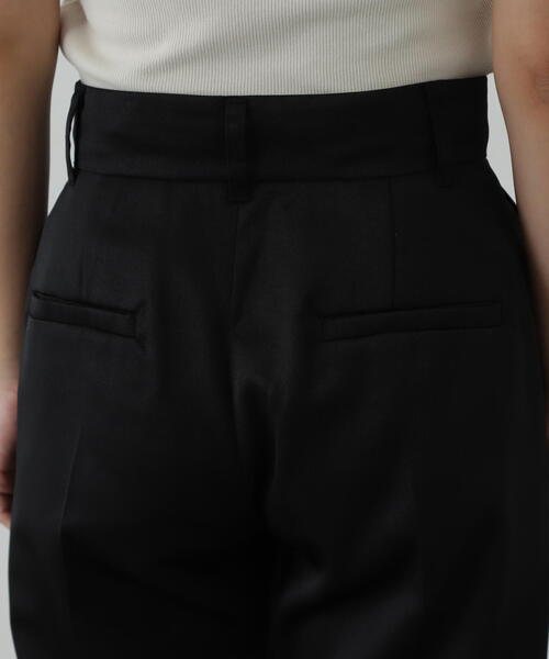 N.（N. Natural Beauty Basic）（エヌエヌナチュラルビューティーベーシック）の「◆センタープレスツイルストレートパンツ（その他パンツ・レディース・ブラック/ベージュ・SMALL/MEDIUM）」の18枚目の写真