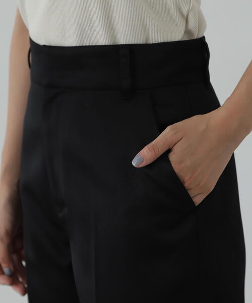 N.（N. Natural Beauty Basic）（エヌエヌナチュラルビューティーベーシック）の「◆センタープレスツイルストレートパンツ（その他パンツ・レディース・ブラック/ベージュ・SMALL/MEDIUM）」の19枚目の写真