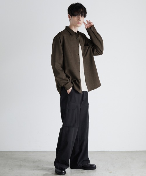 Anchor Smith（アンカー スミス）の「ドレープウールライクファブリック オーバーサイズシャツ（シャツ/ブラウス・メンズ・ダークブラウン/ライトグレー/ホワイト/グレイッシュブルー/ブラック/ダークグレー・L/M）」の9枚目の写真