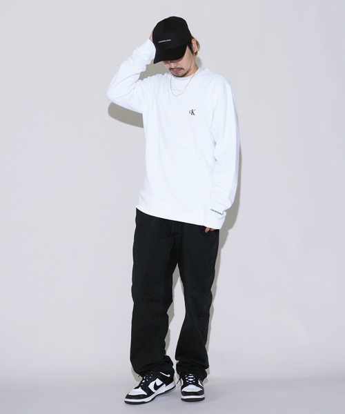 Calvin Klein（カルバン・クライン）の「Calvin Klein Jeans / カルバン クライン ジーンズ Calvin Klein CK ESSENTIAL REG CN クルーネックトレーナー（スウェット・メンズ・ホワイト系その他/ブラック・SMALL/MEDIUM/LARGE/X-LARGE）」の3枚目の写真