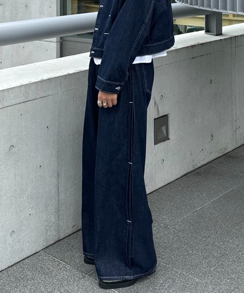 INTER FACTORY デニムサロペ yan INTER FACTORY（インターファクトリー）の「ゆと - デニムパンツ
