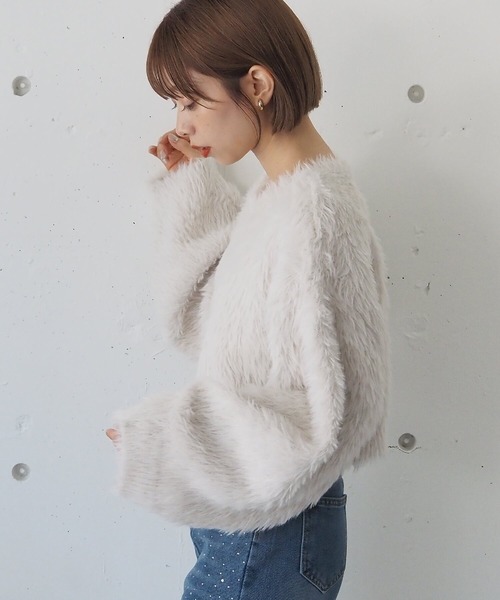 tiptop（ティップトップ）の「【丈が選べる2サイズ】起毛フェザーニットプルオーバー（ニット/セーター・レディース・ホワイト系その他/ブルー系その他/グリーン系その他2/グリーン系その他/ブルー/チャコールグレー/グレー系その他/アイボリー/ピンク・LONG/SHORT）」の15枚目の写真