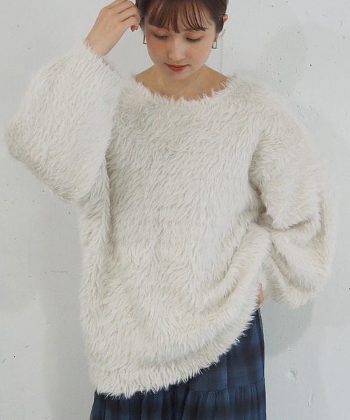 tiptop（ティップトップ）の「【丈が選べる2サイズ】起毛フェザーニットプルオーバー（ニット/セーター・レディース・ホワイト系その他/ブルー系その他/グリーン系その他2/グリーン系その他/ブルー/チャコールグレー/グレー系その他/アイボリー/ピンク・LONG/SHORT）」の19枚目の写真