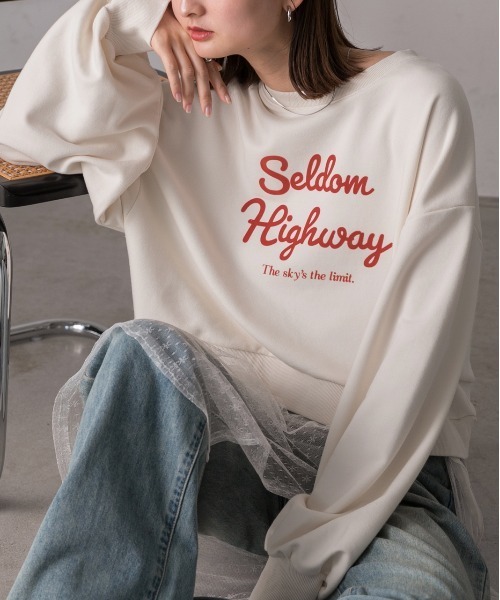 ad thie（アドティエ）の「フロッキープリント ショートプルオーバー（スウェット・レディース・ブラウン/レッド/アイボリー/オートミール/チャコール・FREE）」の3枚目の写真