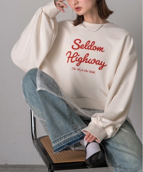 ad thie（アドティエ）の「フロッキープリント ショートプルオーバー（スウェット・レディース・ブラウン/レッド/アイボリー/オートミール/チャコール・FREE）」の19枚目の写真