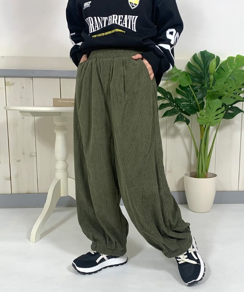 CRB（シーアールビー）の「コーデュロイカーブパンツ（カーゴパンツ・レディース・ライム/アイボリー/カーキ/チャコールグレー/ブラック/ブルー・F）」の7枚目の写真