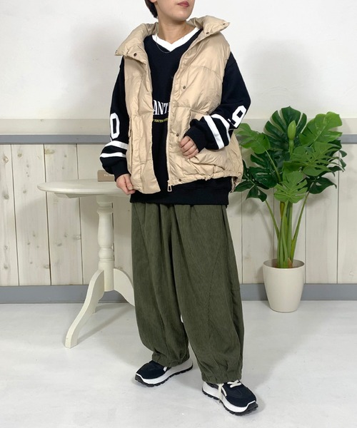 CRB（シーアールビー）の「コーデュロイカーブパンツ（カーゴパンツ・レディース・ライム/アイボリー/カーキ/チャコールグレー/ブラック/ブルー・F）」の10枚目の写真