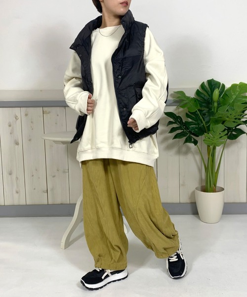 CRB（シーアールビー）の「コーデュロイカーブパンツ（カーゴパンツ・レディース・ライム/アイボリー/カーキ/チャコールグレー/ブラック/ブルー・F）」の14枚目の写真