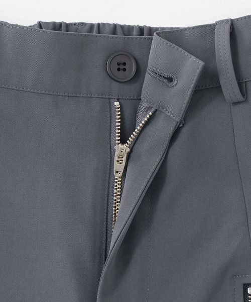 kOhAKU（コハク）の「『ジップデザインスラックス』（スラックス・レディース・チャコール/ブラック・1/2）」の5枚目の写真