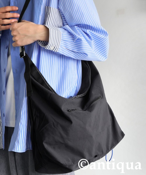antiqua（アンティカ）の「ナイロンショルダーバッグ（ショルダーバッグ・レディース・ブラック/ブルー・FREE）」の17枚目の写真