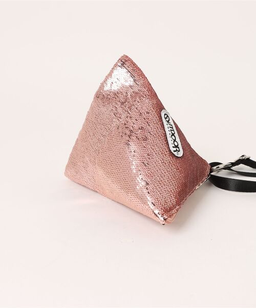 OUTDOOR PRODUCTS（アウトドアプロダクツ）の「【OUTDOOR PRODUCTS】メタリックトライアングルバッグ（ショルダーバッグ・メンズ・シルバー/ゴールド/ピンク・FREE）」の5枚目の写真