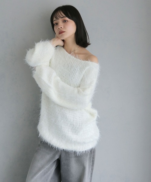 cheriella(シェリエラ)の「【cheriella】オーバーサイズシャギーニットプルオーバー(ニット/セーター・レディース・ホワイト/ブラック/パープル/ブラウン・M)」の13枚目の写真