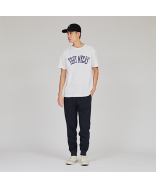 Champion(チャンピオン)の「【Champion/チャンピオン】メンズ ベーシック ショートスリーブTシャツ(Tシャツ/カットソー・メンズ・ネイビー/ホワイト×ネイビー/ホワイト×ブラック/ブルー/グレー/ブラック系その他・X-LARGE/LARGE/MEDIUM/SMALL)」の9枚目の写真