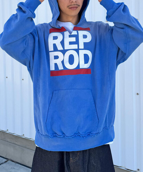 RePRODUCTION LABEL（リプロダクションレーベル）の「【RePRODUCTION LABEL / リプロダクションレーベル】スキッパーフーディー（パーカー・レディース・ブルー/チャコールグレー・FREE）」の2枚目の写真