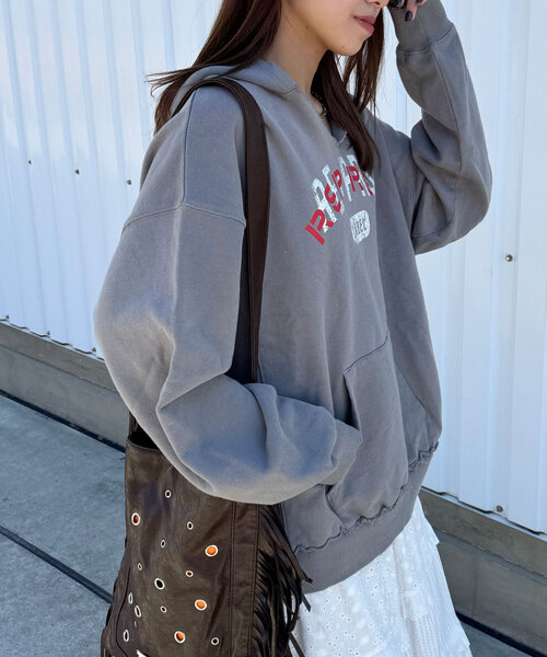 RePRODUCTION LABEL（リプロダクションレーベル）の「【RePRODUCTION LABEL / リプロダクションレーベル】スキッパーフーディー（パーカー・レディース・ブルー/チャコールグレー・FREE）」の5枚目の写真