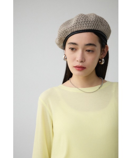 AZUL by moussy(アズールバイマウジー)の「パイピングサーモベレー(ハンチング/ベレー帽・レディース・ブラック/ベージュ・FREE)」の9枚目の写真