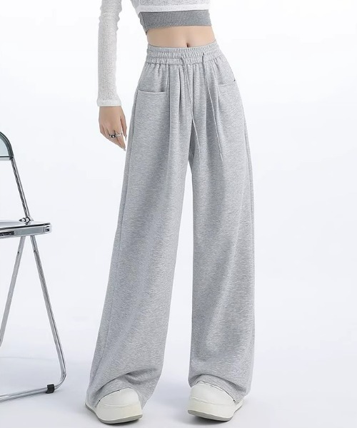 ampm（エーエムピーエム）の「【ampm】スーパーワイドリラックススウェットパンツ（スウェットパンツ・レディース・ブラック/グレー/レッド/ライトグレー・FREE）」の3枚目の写真