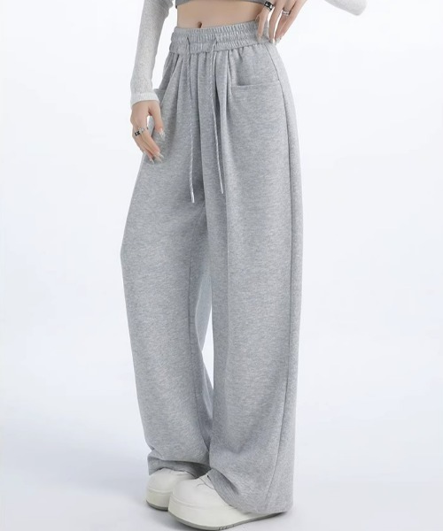 ampm（エーエムピーエム）の「【ampm】スーパーワイドリラックススウェットパンツ（スウェットパンツ・レディース・ブラック/グレー/レッド/ライトグレー・FREE）」の16枚目の写真