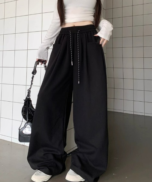 ampm（エーエムピーエム）の「【ampm】スーパーワイドリラックススウェットパンツ（スウェットパンツ・レディース・ブラック/グレー/レッド/ライトグレー・FREE）」の7枚目の写真