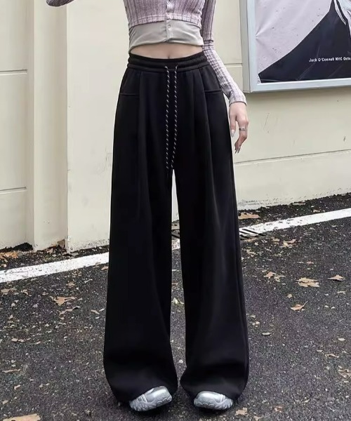 ampm（エーエムピーエム）の「【ampm】スーパーワイドリラックススウェットパンツ（スウェットパンツ・レディース・ブラック/グレー/レッド/ライトグレー・FREE）」の5枚目の写真