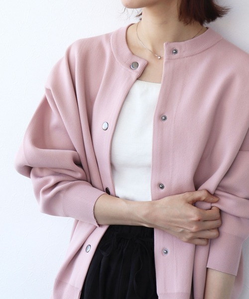 TITE IN THE STORE(ティテ インザ ストア)の「クルーネックスナップボタンニットカーディガン(カーディガン/ボレロ・レディース・ピンク/ブルー/ブラック・38)」の21枚目の写真