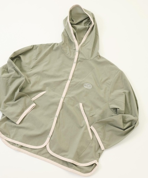 KRIFF MAYER（クリフメイヤー）の「かるさらエアーボタンフードJK（その他アウター・レディース・チャコール/セージグリーン/カラフル/ネイビー/グレー・LARGE/MEDIUM）」の4枚目の写真