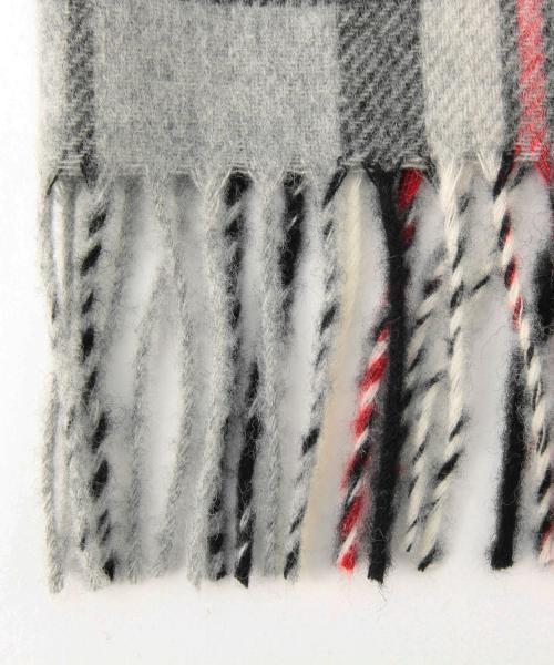 BEAMS（ビームス）の「BEAMS / タータンチェックマフラー（マフラー・メンズ・ライトブルー/グレー/レッド/グリーン・ONE SIZE）」の8枚目の写真