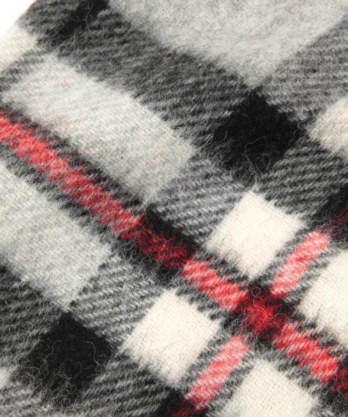 BEAMS（ビームス）の「BEAMS / タータンチェックマフラー（マフラー・メンズ・ライトブルー/グレー/レッド/グリーン・ONE SIZE）」の9枚目の写真