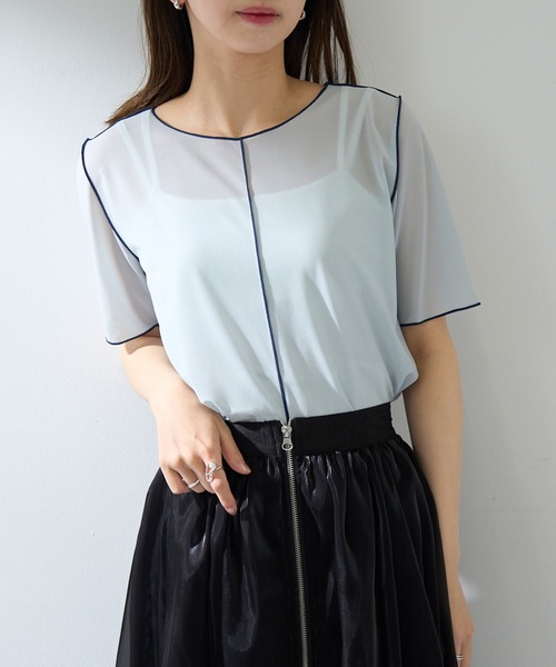 MAISON BREEZE reveur(メゾンブリーズレヴール)の「【MAISON BREEZE reveur】2WAYメローシアーカットソー DTK(Tシャツ/カットソー・レディース・ライトブルー/ブラック/ベージュ/ライトグリーン・FREE)」の4枚目の写真