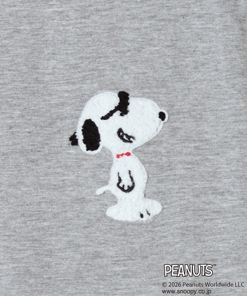 PEANUTS(ピーナッツ)の「【PEANUTS/ピーナッツ】SNOOPY/スヌーピーワンポイントサガラ刺繍半袖Tシャツ(Tシャツ/カットソー・レディース・ピンク/ベージュ/ネイビー/杢グレー/イエロー/ブラック・M/L/LL/3L)」の12枚目の写真