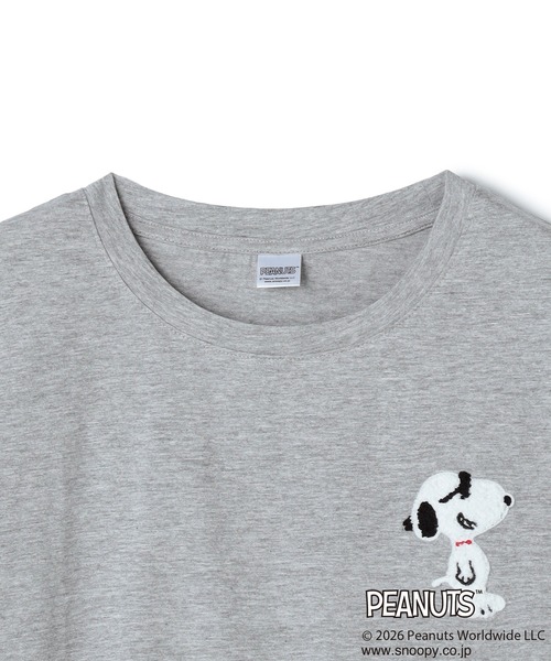 PEANUTS(ピーナッツ)の「【PEANUTS/ピーナッツ】SNOOPY/スヌーピーワンポイントサガラ刺繍半袖Tシャツ(Tシャツ/カットソー・レディース・ピンク/ベージュ/ネイビー/杢グレー/イエロー/ブラック・M/L/LL/3L)」の15枚目の写真