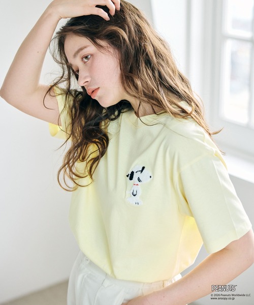 PEANUTS(ピーナッツ)の「【PEANUTS/ピーナッツ】SNOOPY/スヌーピーワンポイントサガラ刺繍半袖Tシャツ(Tシャツ/カットソー・レディース・ピンク/ベージュ/ネイビー/杢グレー/イエロー/ブラック・M/L/LL/3L)」の17枚目の写真
