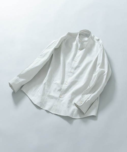 URBAN RESEARCH ROSSO MEN(アーバンリサーチロッソメン)の「『WEB限定』『XLサイズあり』リラックスコットンリネンバンドカラー長袖シャツ(シャツ/ブラウス・メンズ・ネイビー/ベージュ/ブルー系その他/ベージュ系その他/ホワイト/ブルー・SMALL/MEDIUM/LARGE/X-LARGE)」の2枚目の写真