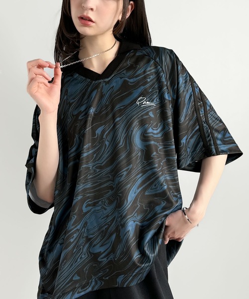Java(ジャバ)の「《JaVaジャバコラボ》「私戦を制す。」ラインストーン使い総柄ゲーム半袖Tシャツ(Tシャツ/カットソー・メンズ・ブラウン/ブルー・MEDIUM/LARGE/SMALL)」の9枚目の写真
