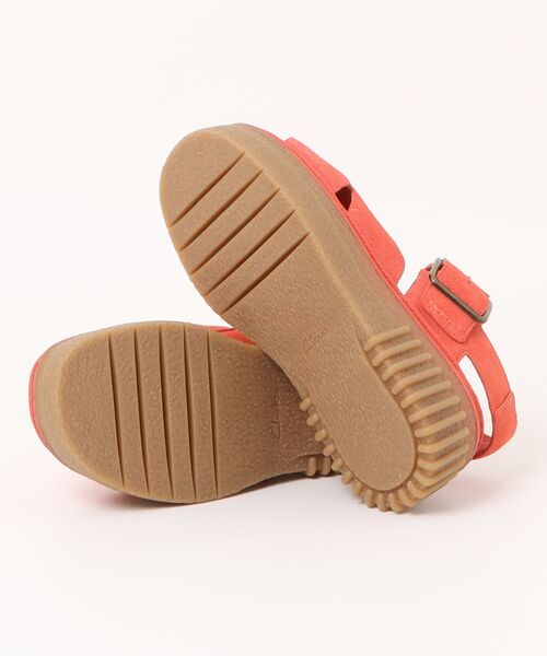 Clarks(クラークス)の「Clarks クラークス EVAMAR WISH レディース厚底サンダル スエード レザー(エヴァマーウィッシュ)(サンダル・レディース・ブラック/ベージュ/ピンク・23.5cm/24.5cm/23.0cm/24.0cm/22.5cm)」の4枚目の写真