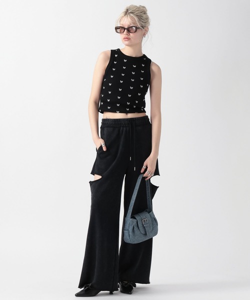 FOREVER 21(フォーエバー トゥエンティーワン)の「【2025SS】刺繍アメスリタンク(タンクトップ・レディース・ブラック系その他/ホワイト×ピンク/ホワイト×ネイビー/ブラック/ホワイト×レッド・MEDIUM/SMALL)」の17枚目の写真