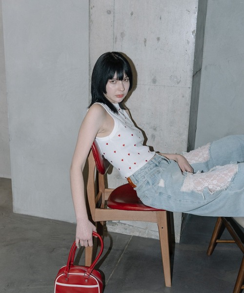 FOREVER 21(フォーエバー トゥエンティーワン)の「【2025SS】刺繍アメスリタンク(タンクトップ・レディース・ブラック系その他/ホワイト×ピンク/ホワイト×ネイビー/ブラック/ホワイト×レッド・MEDIUM/SMALL)」の13枚目の写真